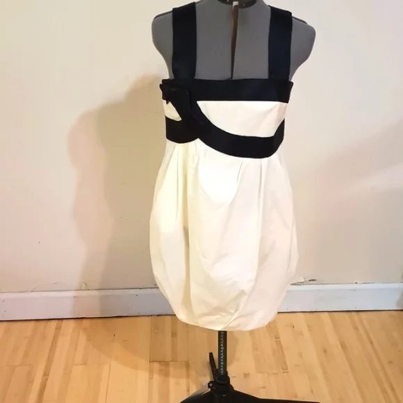 Robert Rodriguez size 10 white strappy bubble dress - Picture 1 of 6